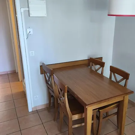 L'instant Montdesir, 4 Pers, Piscine Et Сasa de vacaciones *